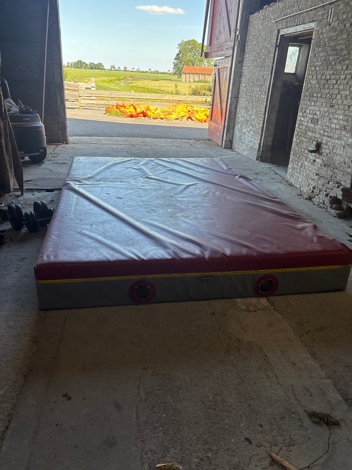 Gymnastiek mat 3x2m, 30cm dik - Afgekeurd, nog bruikbaar, Ophalen, Gebruikt