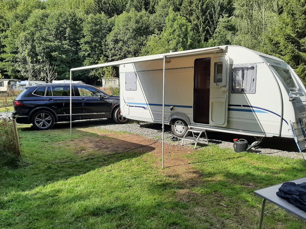 ADRIA ADORA 512 UP 2009, incl voortent, mover, luifel, Kachel, Rondzit, Particulier, Vast bed
