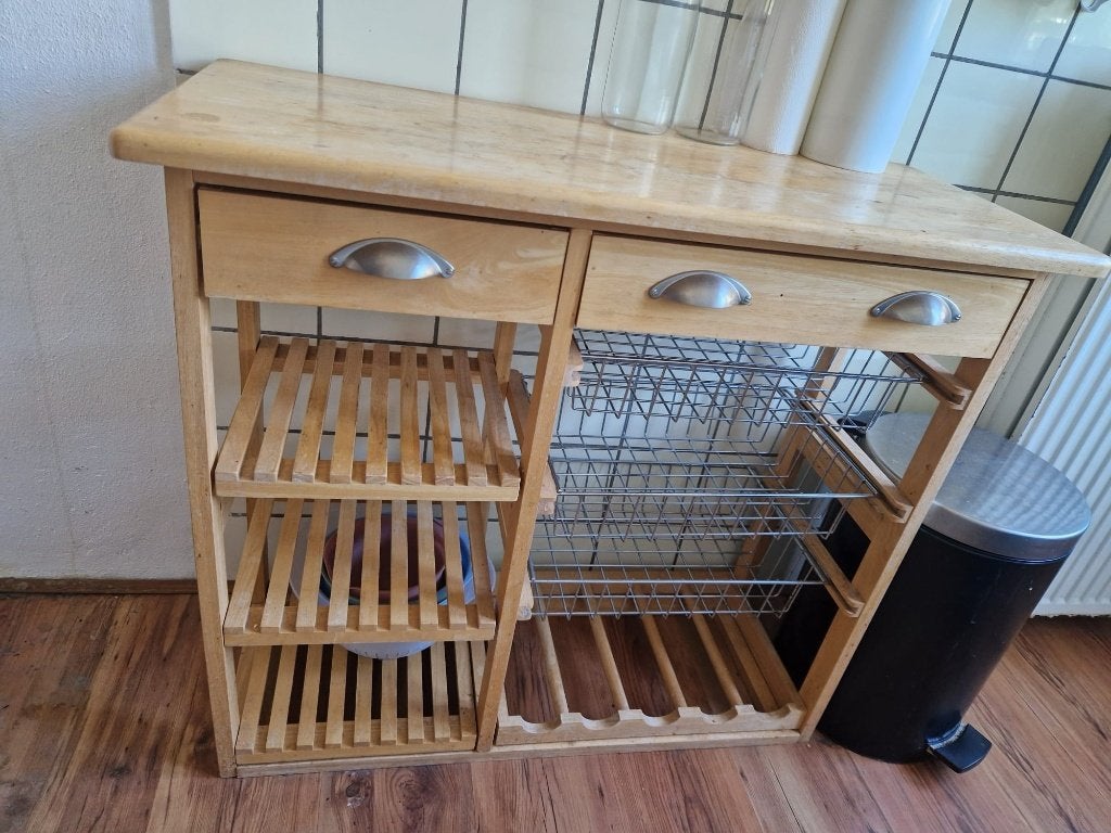 Gratis keukenblok van hout - ophalen op 18 juli, Huis en Inrichting, Keuken | Keukenelementen, Ophalen, Gebruikt, Bruin, 50 tot 100 cm