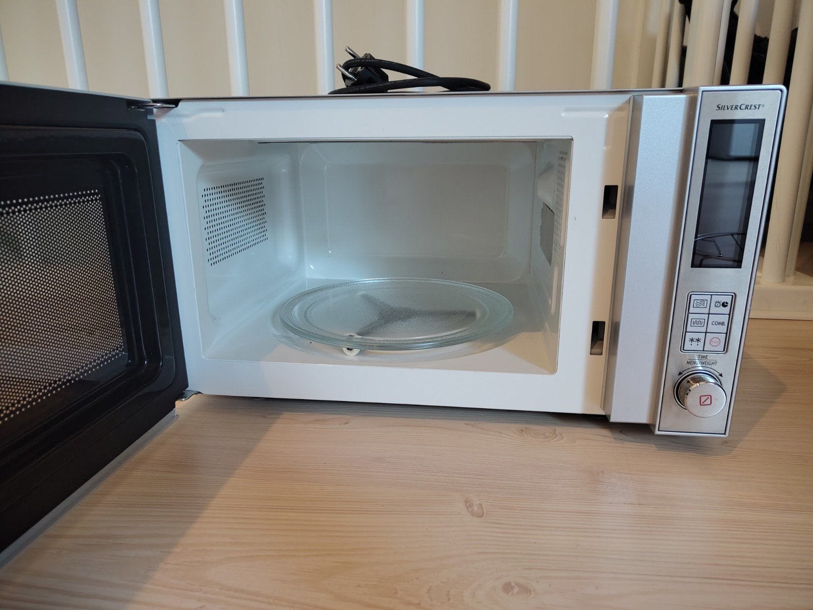 SilverCrest Combimagnetron met Grill, Ophalen, Combimagnetron, Gebruikt, Grill