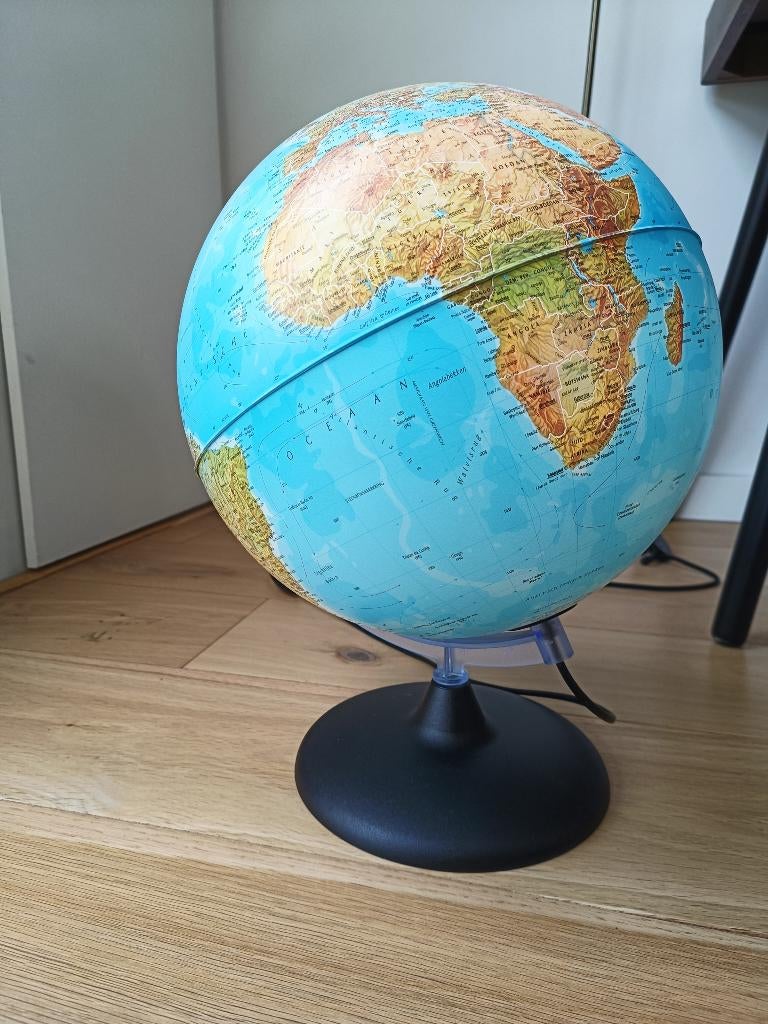 Lamp wereldbol, Ophalen, Zo goed als nieuw