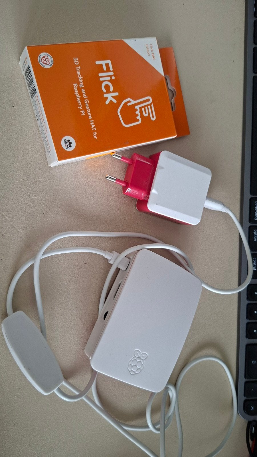 Raspberry Pi 3B met Flick HAT 3D Tracking en Gesture, Ophalen of Verzenden, Zo goed als nieuw