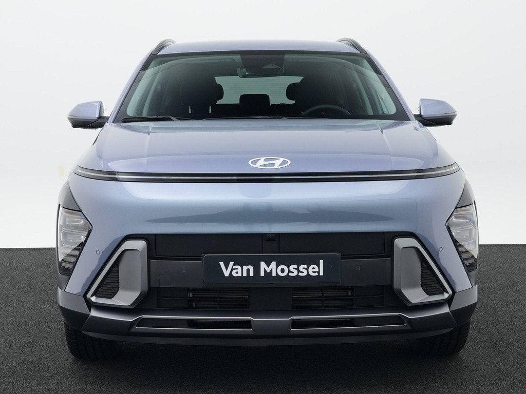 Hyundai Kona 1.6 GDI HEV Premium | Nieuw uit voorraad leverb, Auto's, Blauw, 1110 kg, Origineel Nederlands, Bedrijf