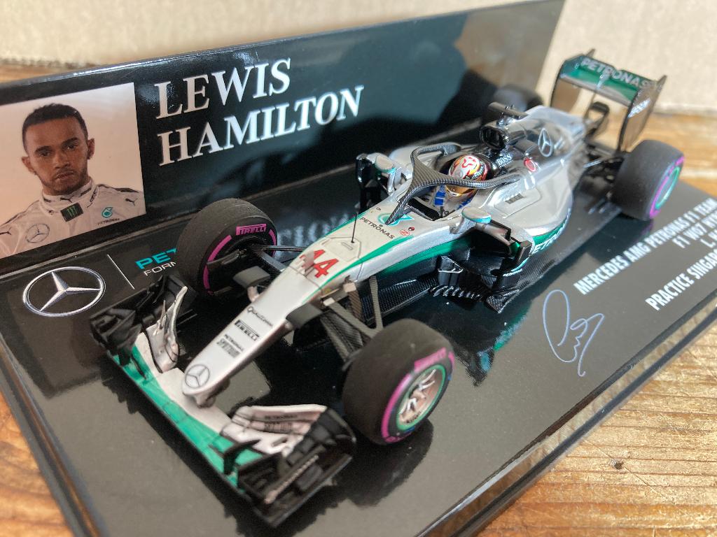 ✅ Lewis Hamilton 1:43 Singapore GP Practice 2016 Halo W07, Ophalen of Verzenden, Nieuw, Formule 1