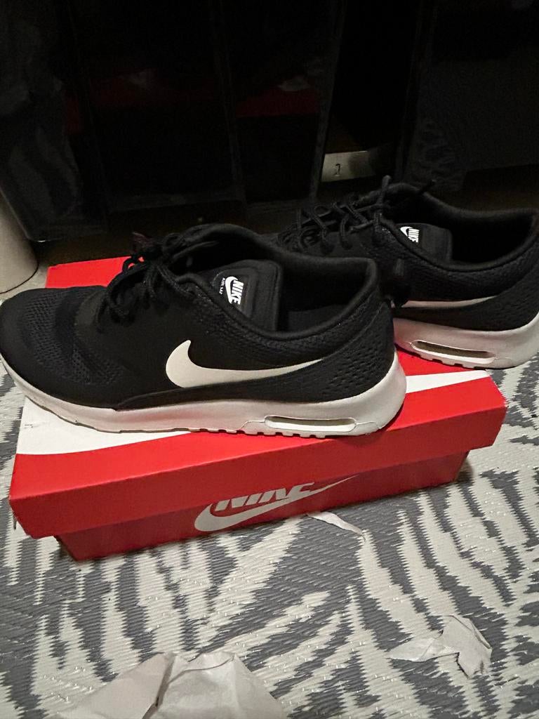 Nike Air Max Thea sneakers maat 39, Kleding | Dames, Schoenen, Zwart, Ophalen of Verzenden, Sneakers of Gympen, Zo goed als nieuw