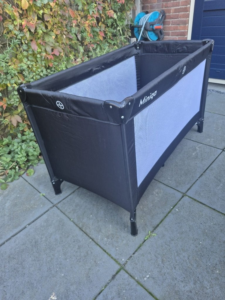 Campingbedje Minigo + Hauck opvouwbaar matras | €35, Kinderen en Baby's, Ophalen, Gebruikt, Reisbedje