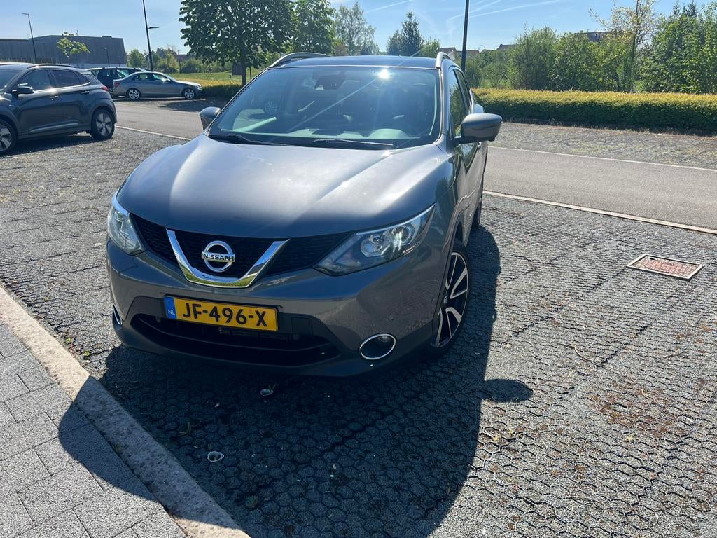 Nissan Qashqai 1.2 Dig-t 85KW 2WD CVT 2016 Grijs, Automaat, 680 kg, 4 cilinders, Origineel Nederlands