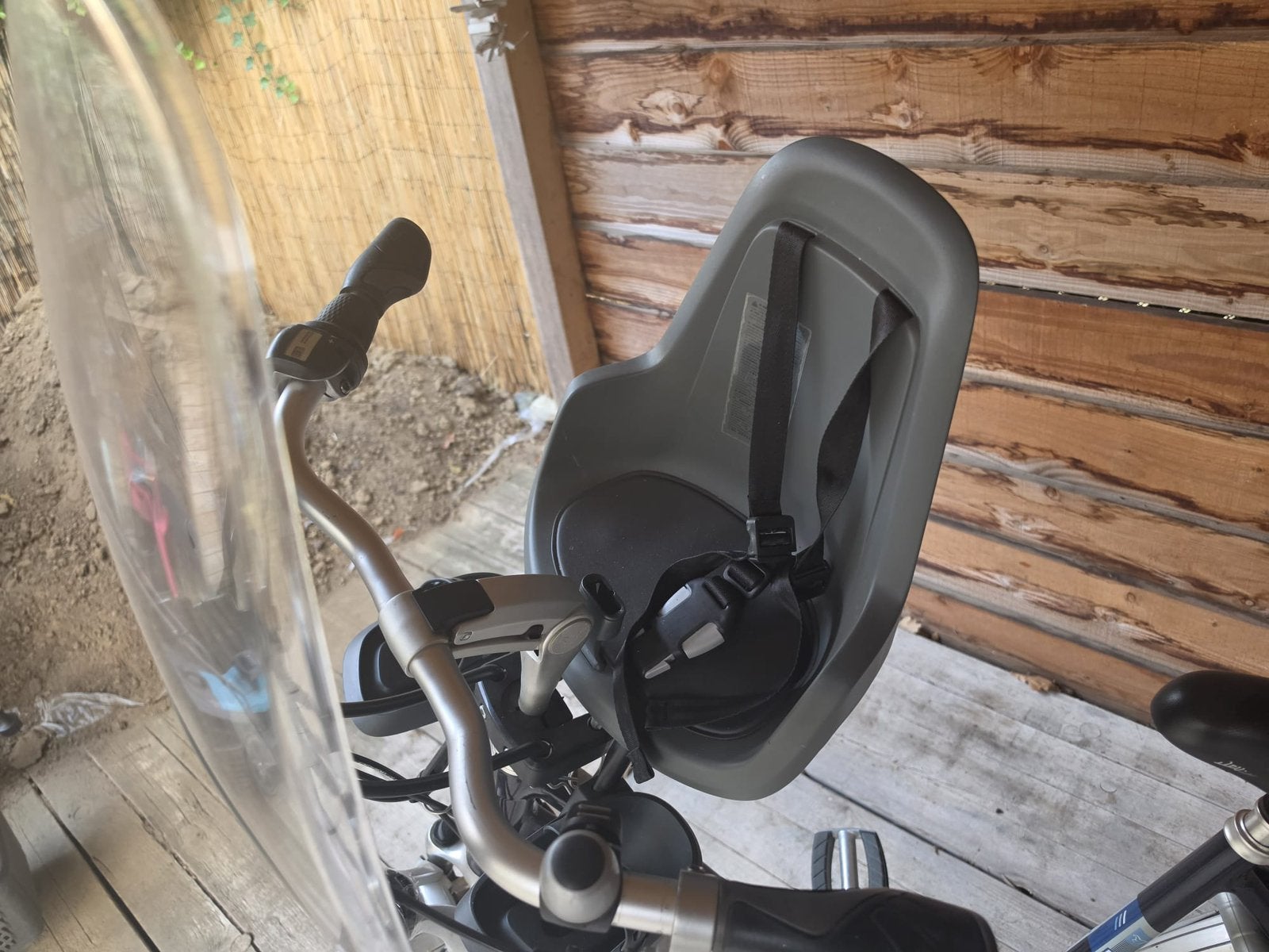 Bobike Go voorzitje kleur Macaron met windscherm!, Motoren, Onderdelen | Harley-Davidson, Ophalen, Gebruikt