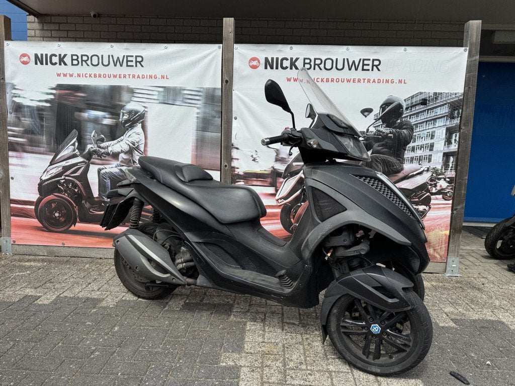 Piaggio MP3 300 Yourban SPORT inruilkoopje lees beschrijving, Motoren, Bedrijf, Overig, Nick Brouwer Trading, 278 cc