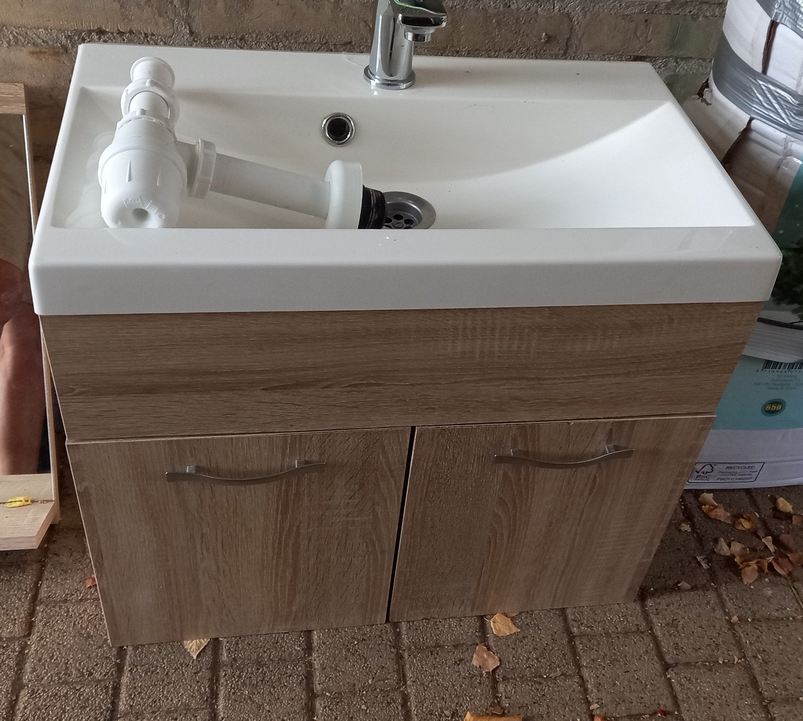 wastafelkastje incl ķraan en spiegel MOET WEG, Ophalen, Gebruikt, 50 tot 100 cm, Minder dan 100 cm