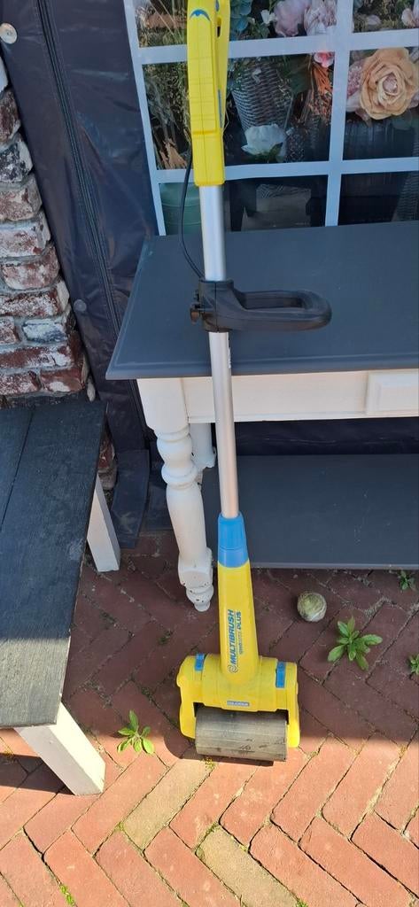 Multibrush Speedcontrol Plus met extra borstel, Tuin en Terras, Hand-tuingereedschap, Ophalen, Zo goed als nieuw