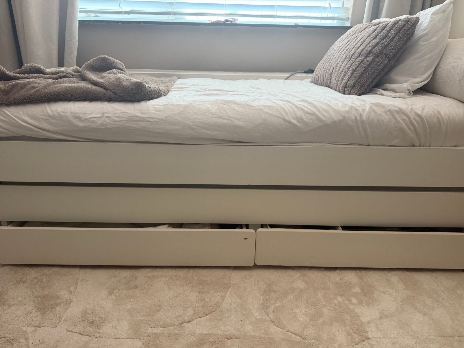 Een persoon bed, Ophalen, 90 cm, Eenpersoons, Zo goed als nieuw