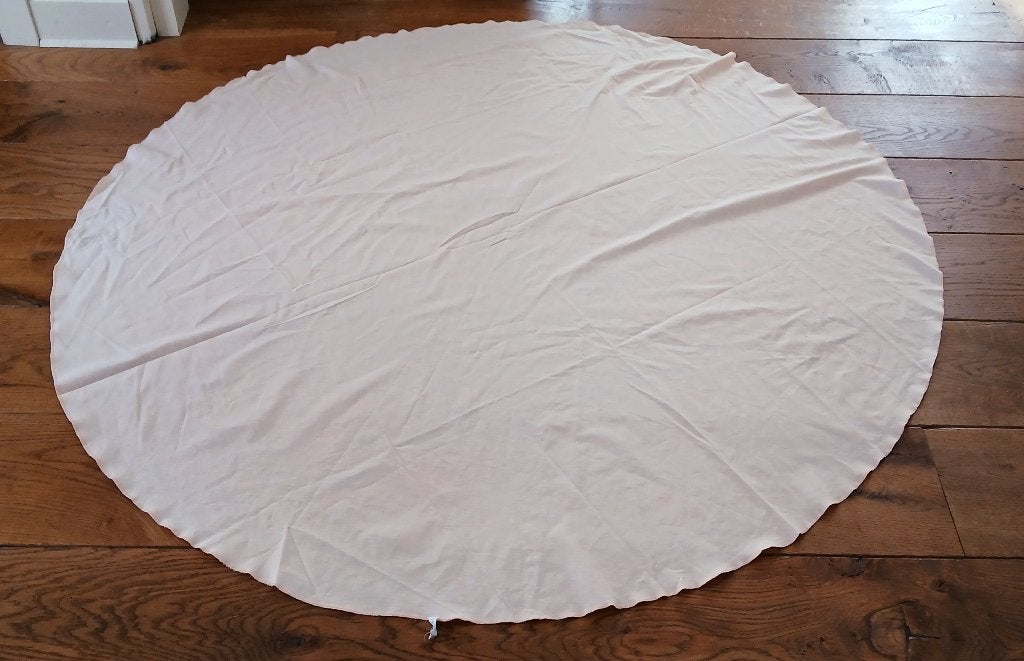 Tafelkleed - rond - zalmkleurig, Tafelkleed, Ophalen of Verzenden, Gebruikt, Rond