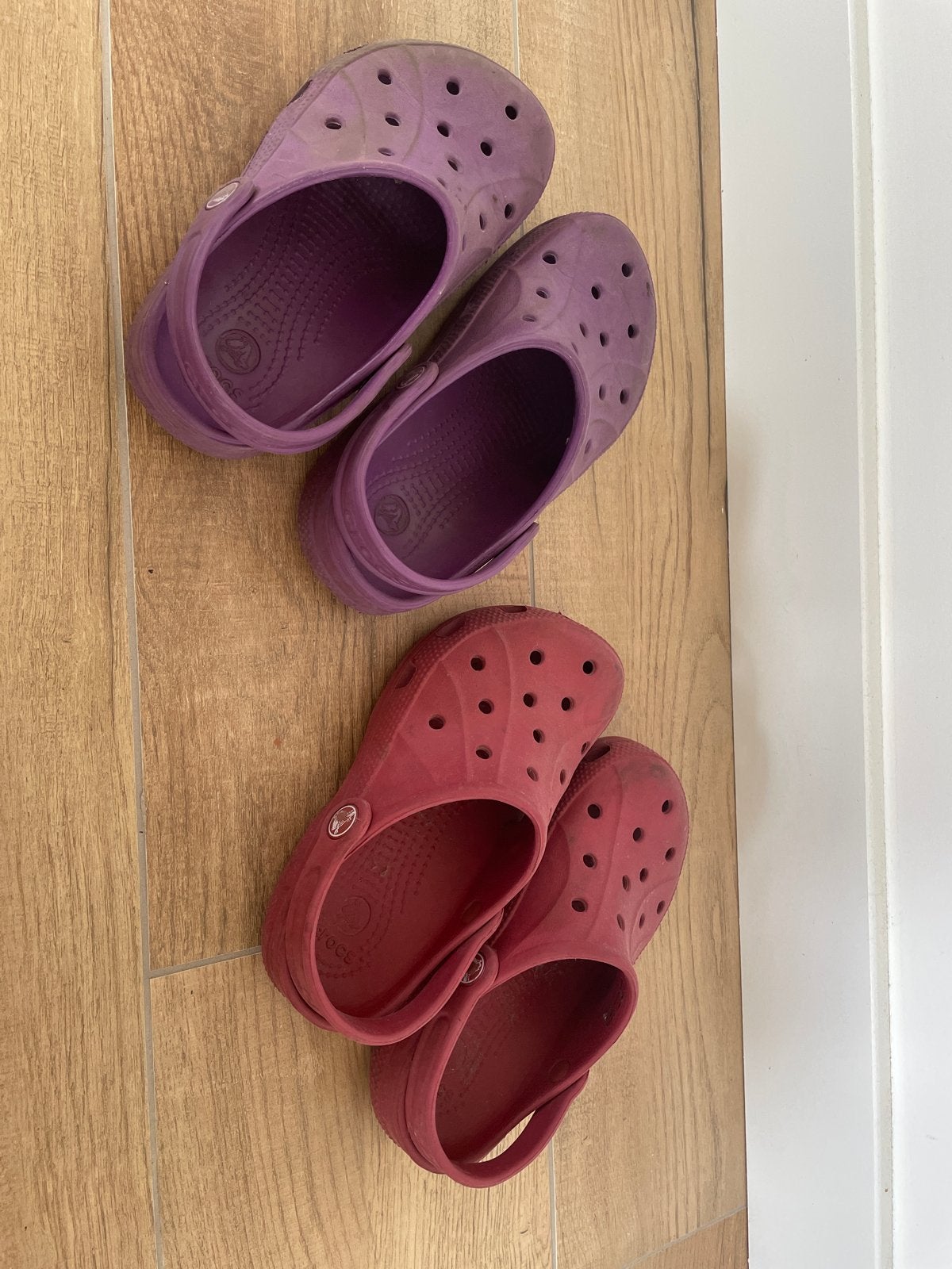 Crocs kinderschoenen - paars en rood, Ophalen, Gebruikt, Jongen of Meisje, Schoenen