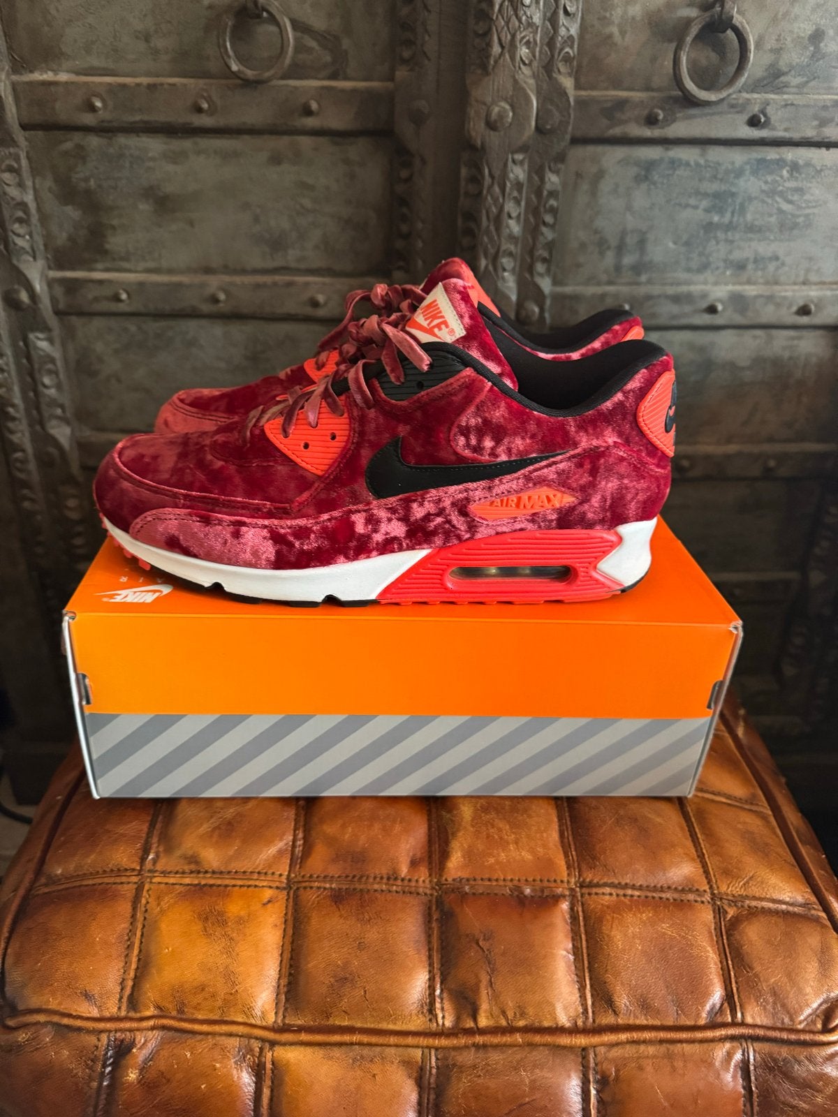 Exclusieve Nike Air Max 90 Anniversary "Red Velvet"  45, Ophalen of Verzenden, Gedragen, Overige kleuren, Sneakers of Gympen