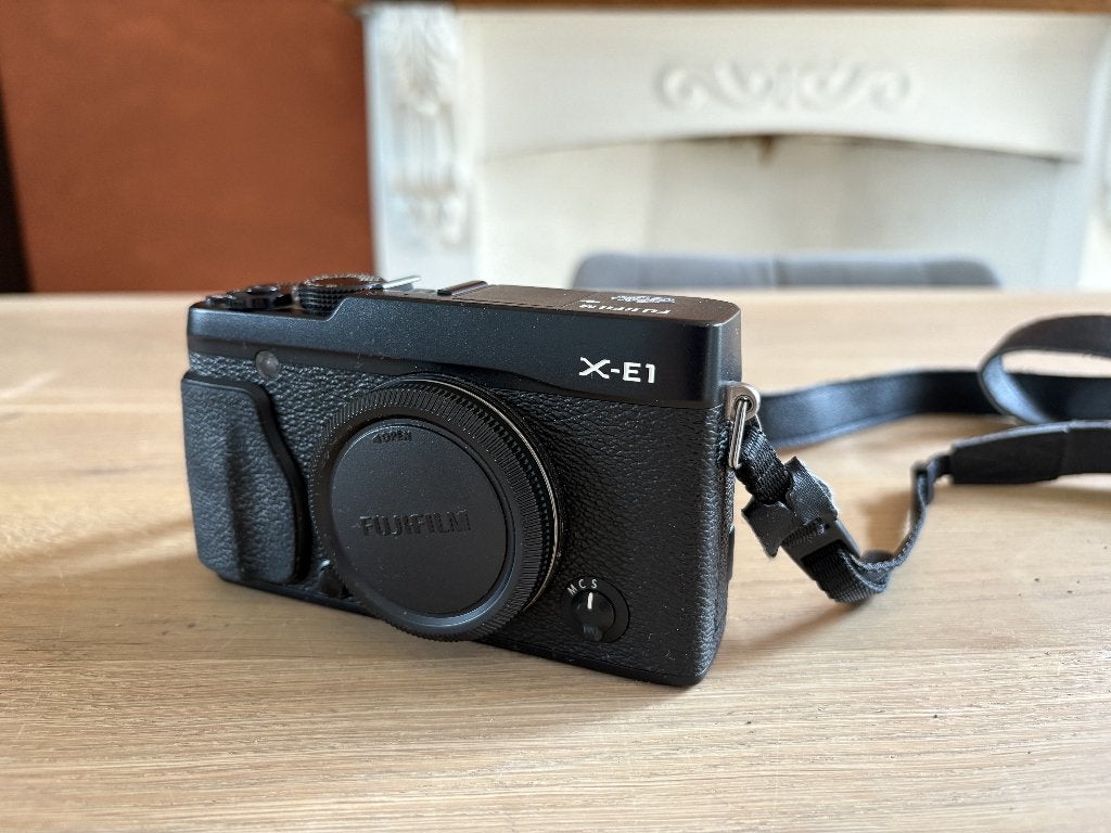 Fujifilm X-E1 body zwart, Gebruikt, 16 megapixels, Ophalen of Verzenden, Fujifilm