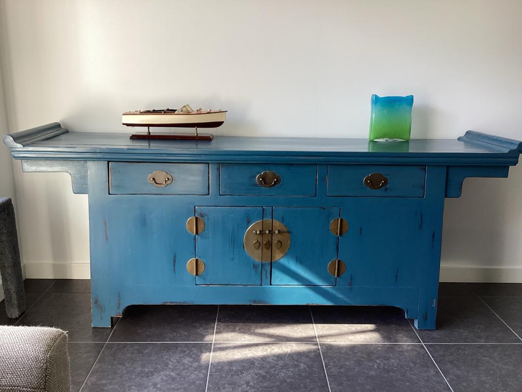 Prachtig Chinees dressoir in petrol-blauw, Huis en Inrichting, Kasten | Dressoirs, Ophalen, Gebruikt, 100 tot 150 cm, Met lade(s)
