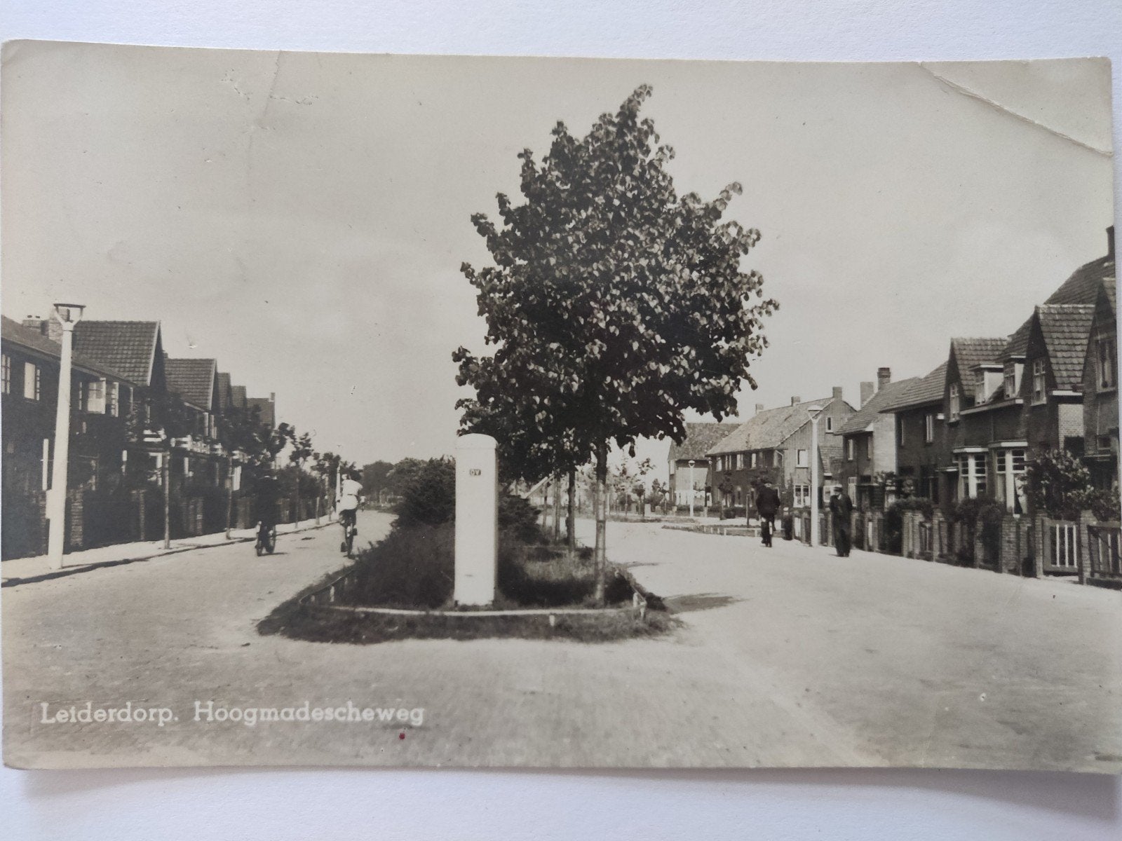 c2435 leiderdorp, Verzamelen, Ansichtkaarten | Nederland, Ophalen of Verzenden, 1920 tot 1940