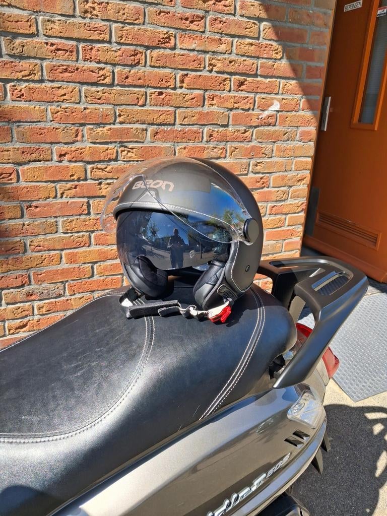 Helm Beon zwart maat M ., Ophalen, Nieuw