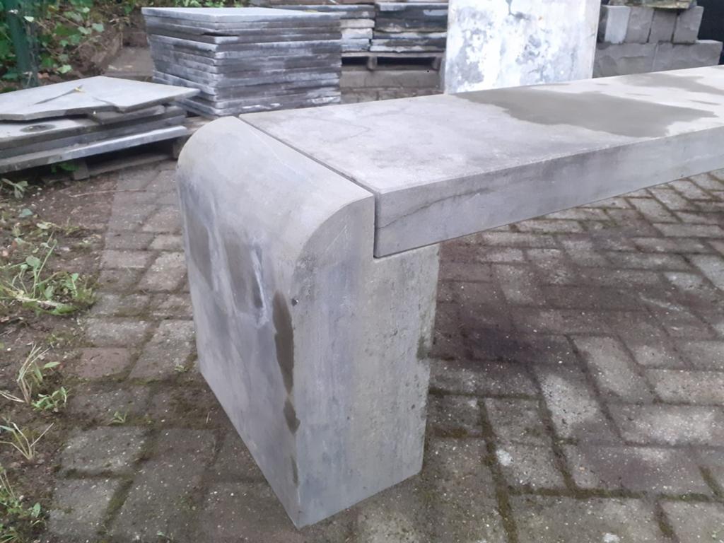 Zware Hardsteen Bank / Ornament - 2 Meter Lang, Ophalen