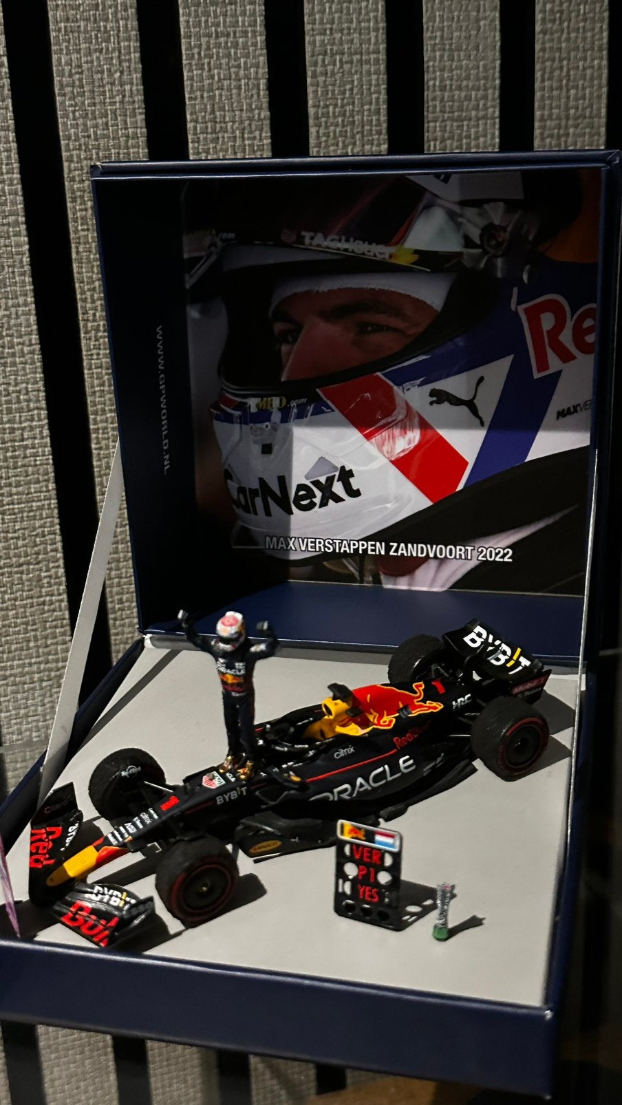 Max Verstappen RB18 Zandvoort gp world special 002/600, Ophalen of Verzenden, Zo goed als nieuw, Formule 1