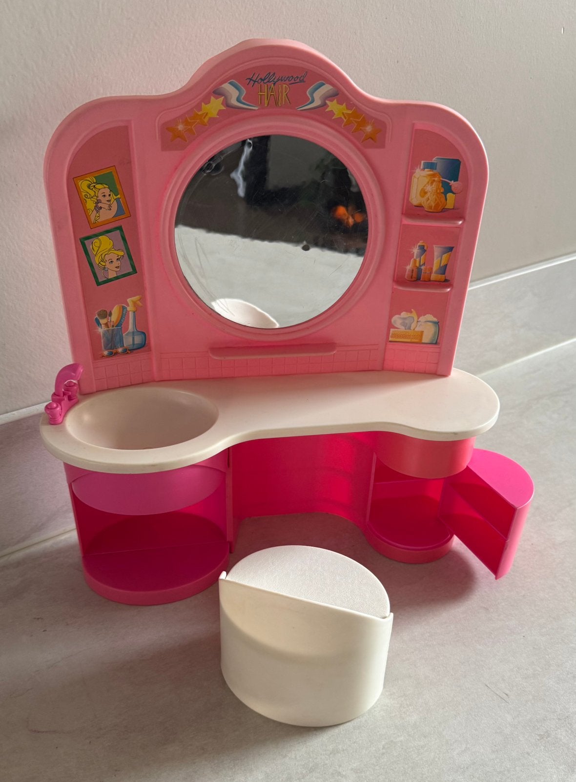 Barbie hollywood hair beauty centre 1991, Verzamelen, Ophalen of Verzenden, Gebruikt, Accessoires