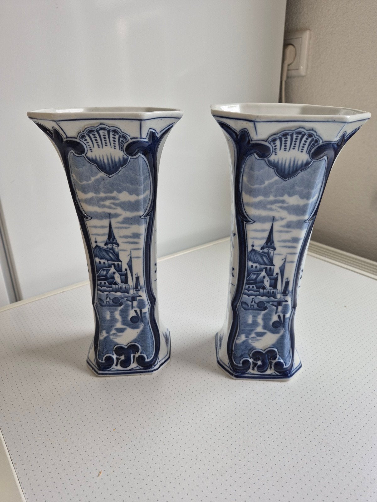 Set van 2 Delfts Blauwe Vazen - Handgeschilderd, Ophalen of Verzenden