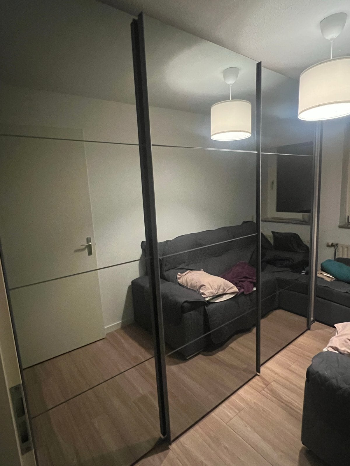 Grote kledingkast met spiegeldeuren - 235x270x60cm, Huis en Inrichting, Gebruikt, 200 cm of meer, Ophalen of Verzenden, Met deur(en)