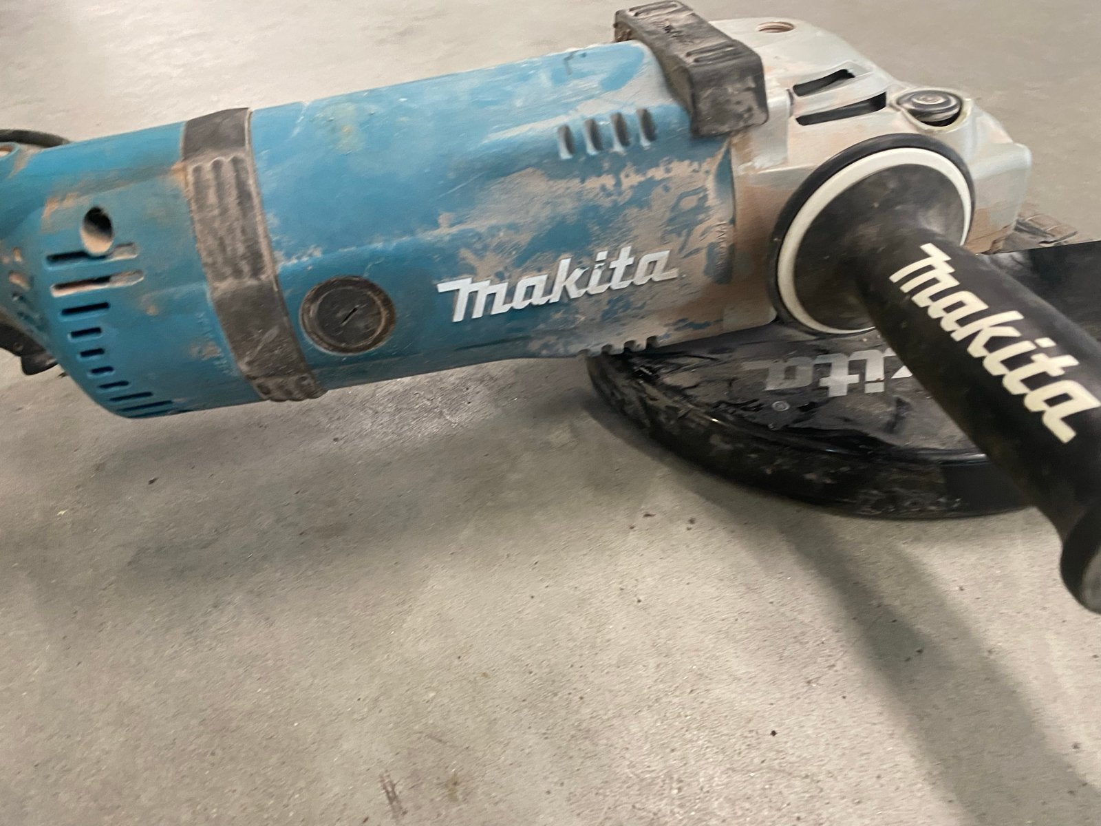 Makita Haakse Slijper GA9030R - 2400W, 230mm, Ophalen of Verzenden, Gebruikt, 1000 watt of meer, Haakse handslijpmachine