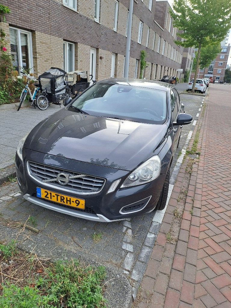 Volvo S60 2.0 D3 Geartroni 2012 Grijs Navi/Climate onderhoud, Auto's, Voorwielaandrijving, 1984 cc, Origineel Nederlands, Particulier
