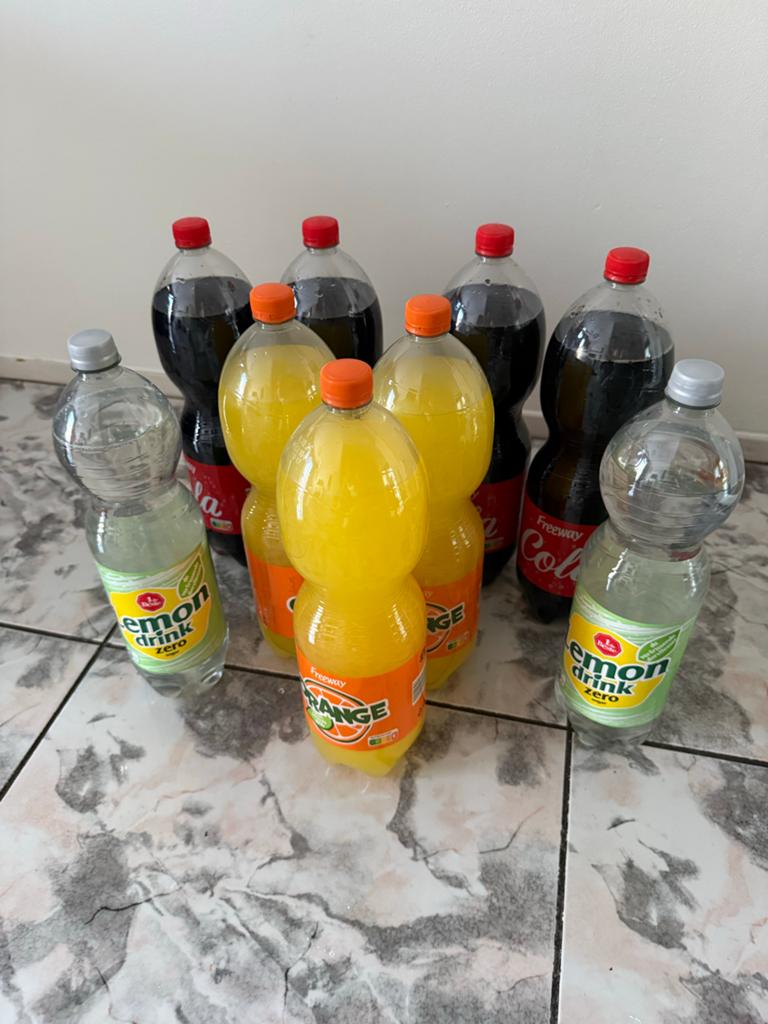 Ongeopende overgebleven frisdrank van verjaardag, Ophalen of Verzenden