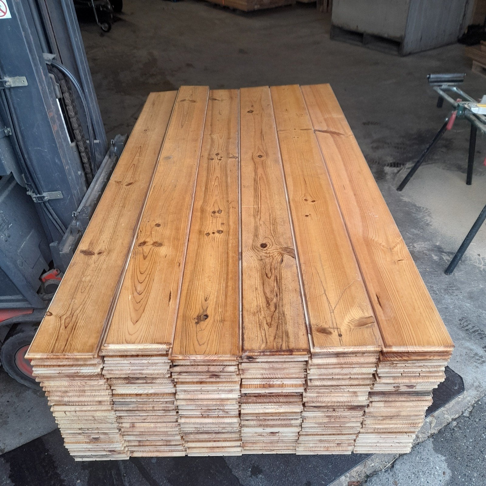 Massief grenen vloer 45 m2 houten vloerdelen 17 cm breed, Ophalen, Gebruikt, Vloerdelen of -planken, 10 m² of meer
