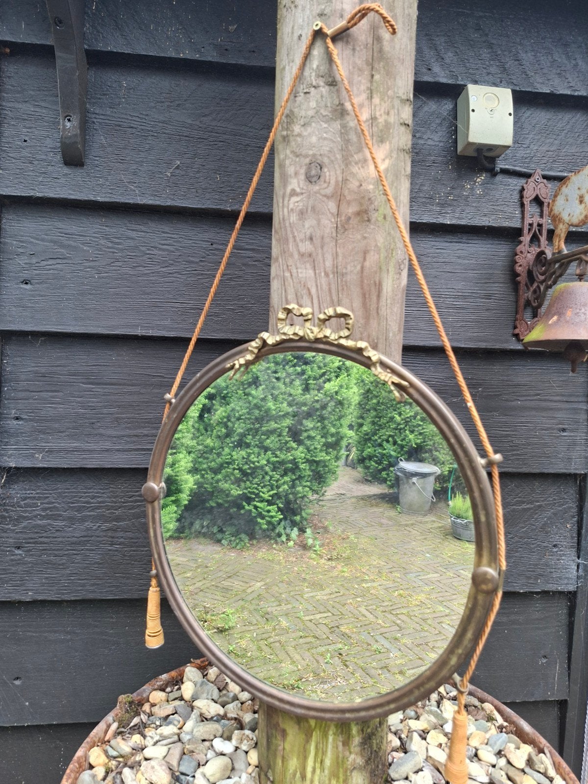 Prachtige vintage ronde spiegel met sierlijke details, Ophalen of Verzenden