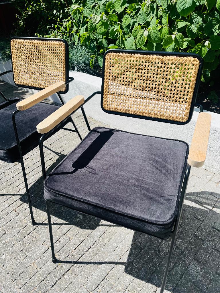 2 Stoelen, Ophalen, Zwart, Zo goed als nieuw, Metaal
