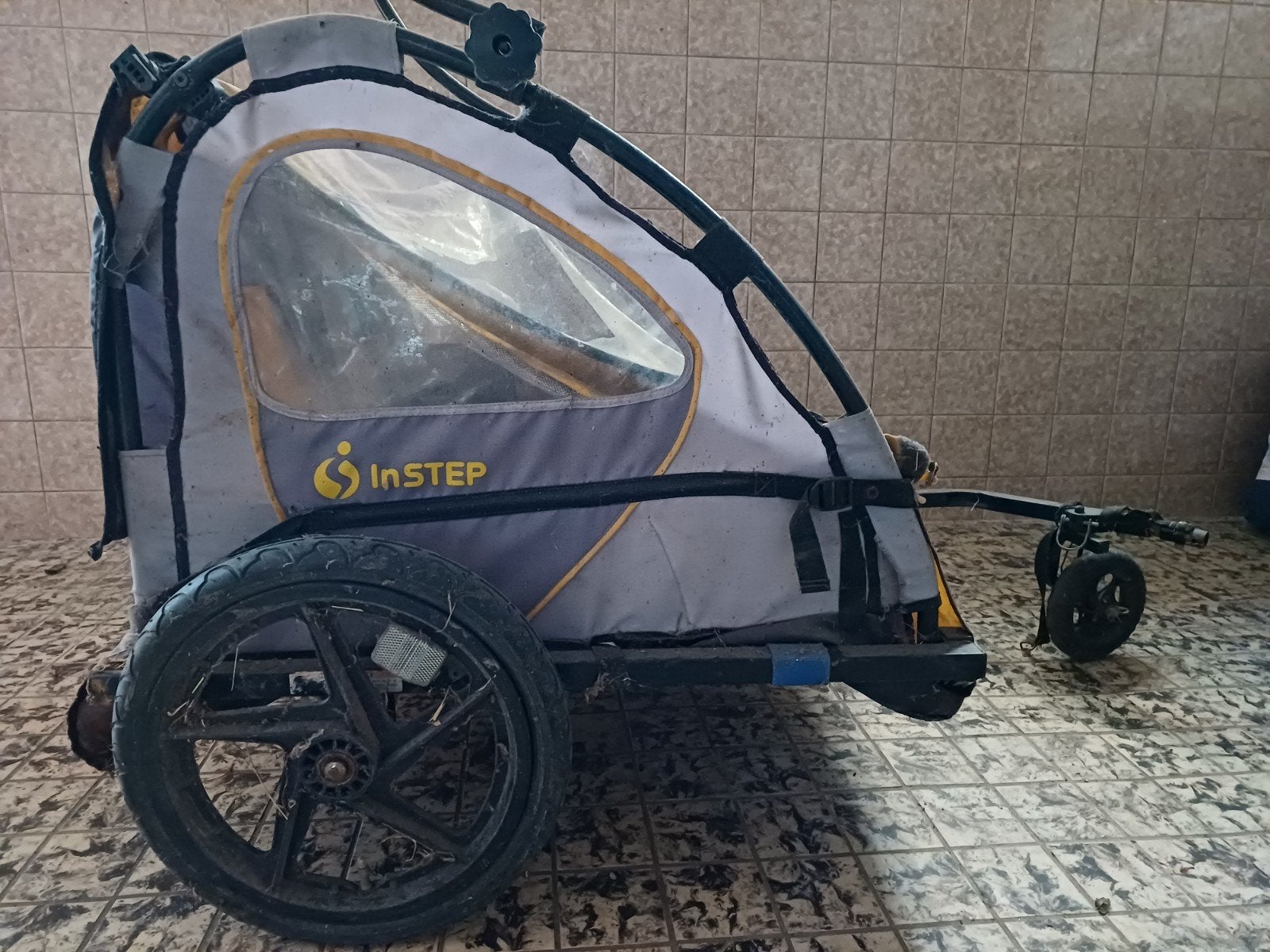InSTEP Kinderfietskar - Gebruikt, Ophalen, Gebruikt, InSTEP, Opvouwbaar