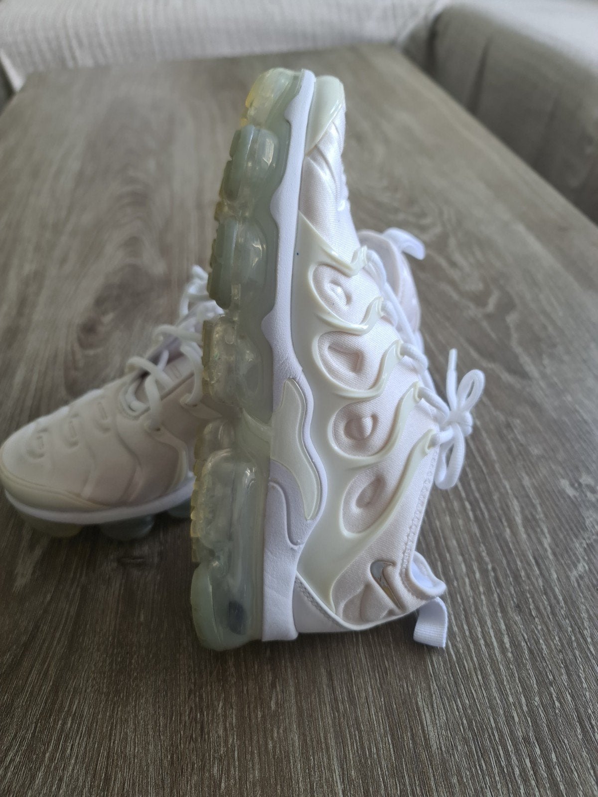 Witte Nike Air Vapormax Plus sneakers maat 39., Ophalen, Zo goed als nieuw, Wit, Sneakers of Gympen