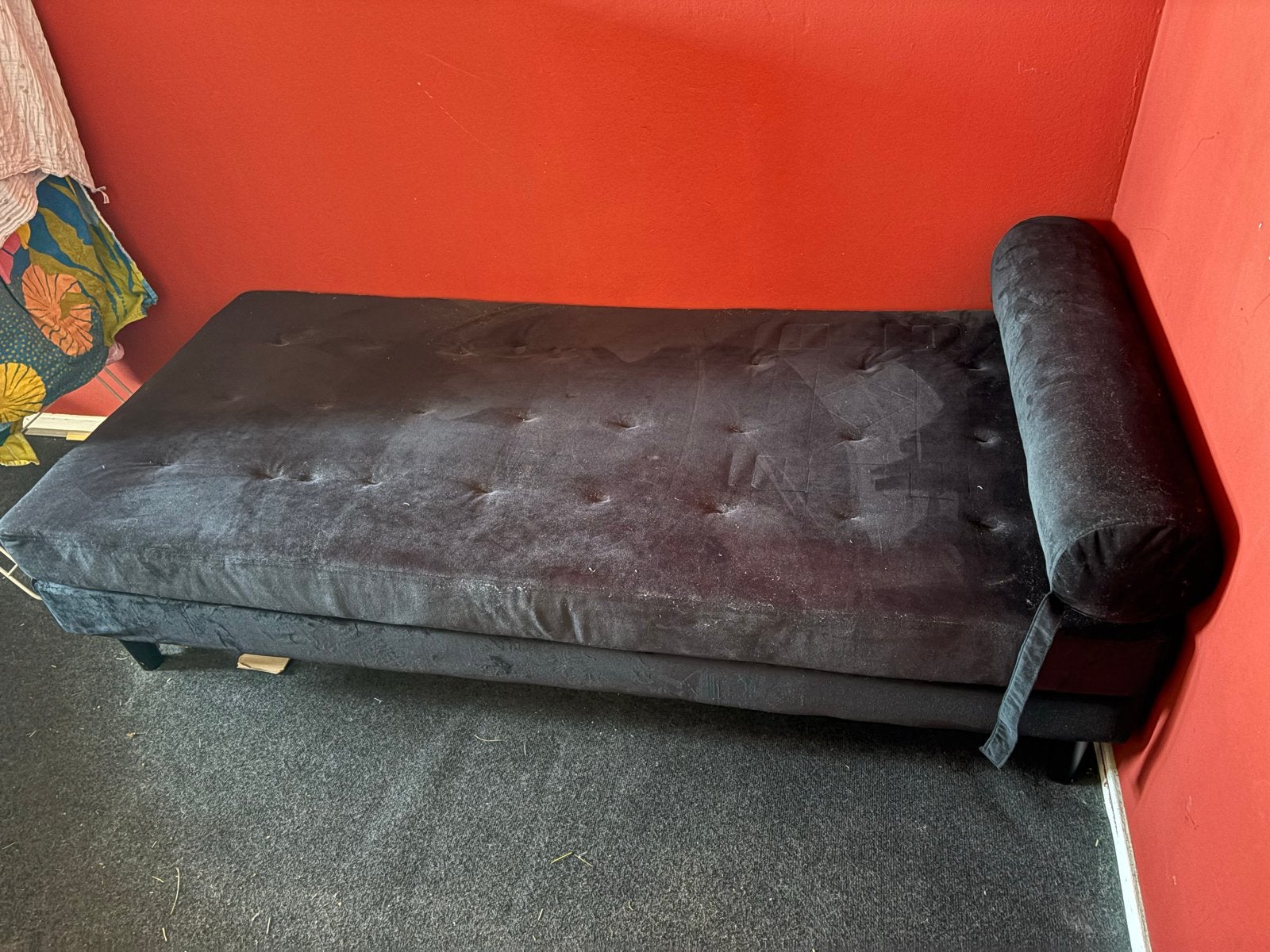 Woood bankje / logeerbed - Zwart, Huis en Inrichting, Banken | Sofa's en Chaises Longues, Ophalen, Gebruikt, Eenpersoons, Stof