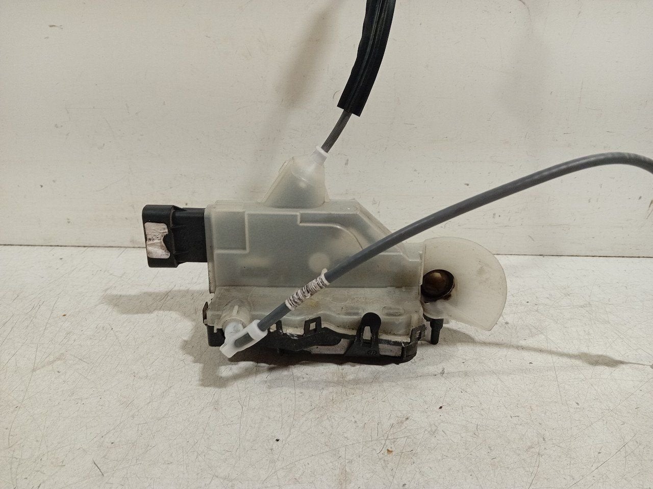 Slot mechaniek portier elektrisch centrale vergrendeling lin, Onderdelen@venauto.nl, Van der Ven Autorecycling B.V., Gebruikt