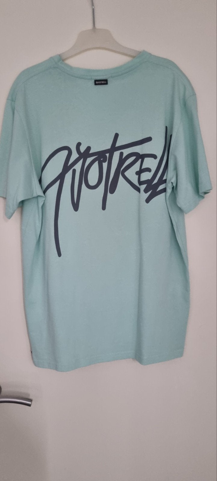 qoutrell tshirt, Ophalen of Verzenden, Nieuw