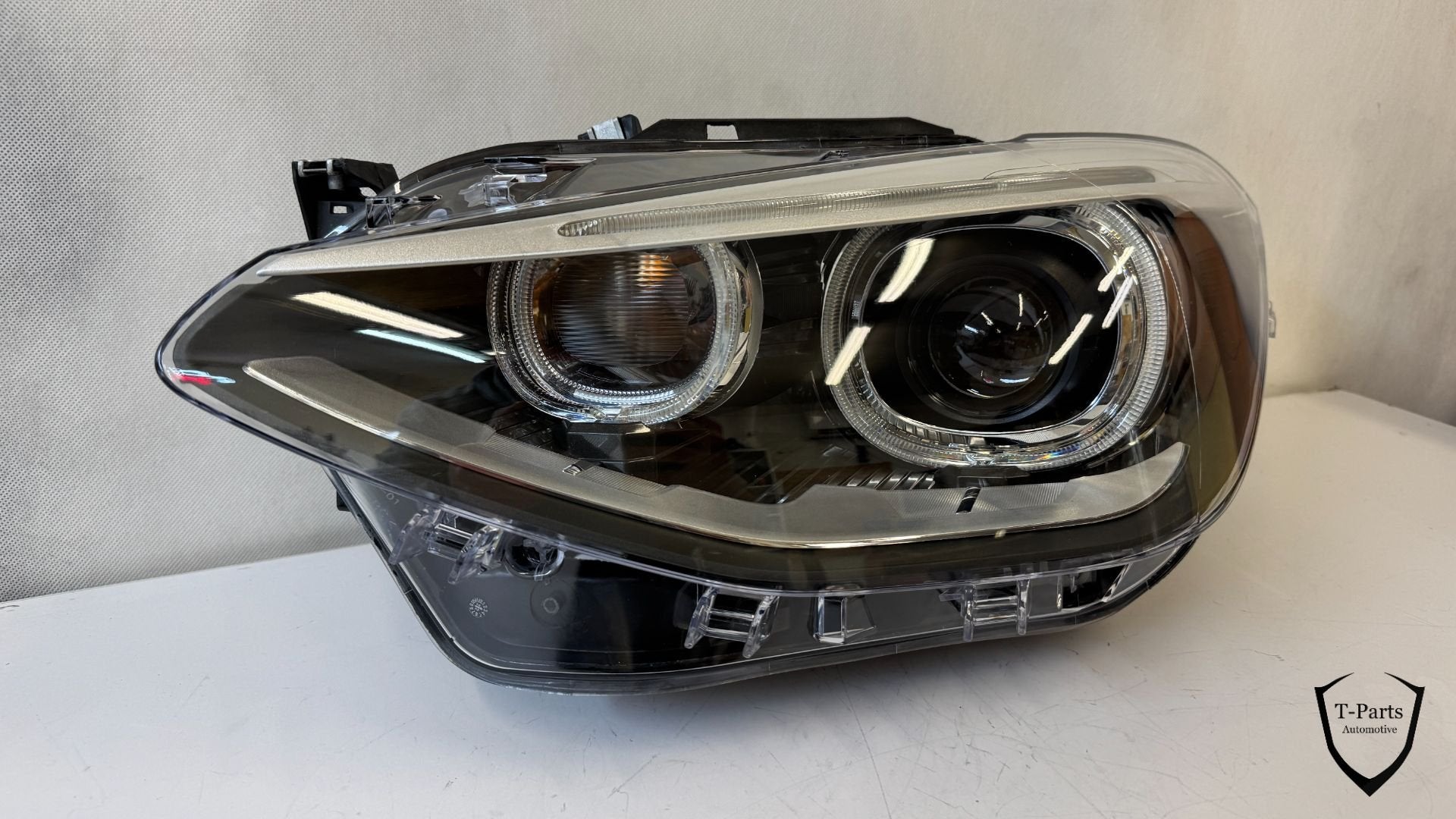 bmw 1 serie F20 F21 koplamp links lamp 722967711, Petuelring 130
80788  Munich, DE, Gebruikt, Info@bmw.de, Ophalen of Verzenden