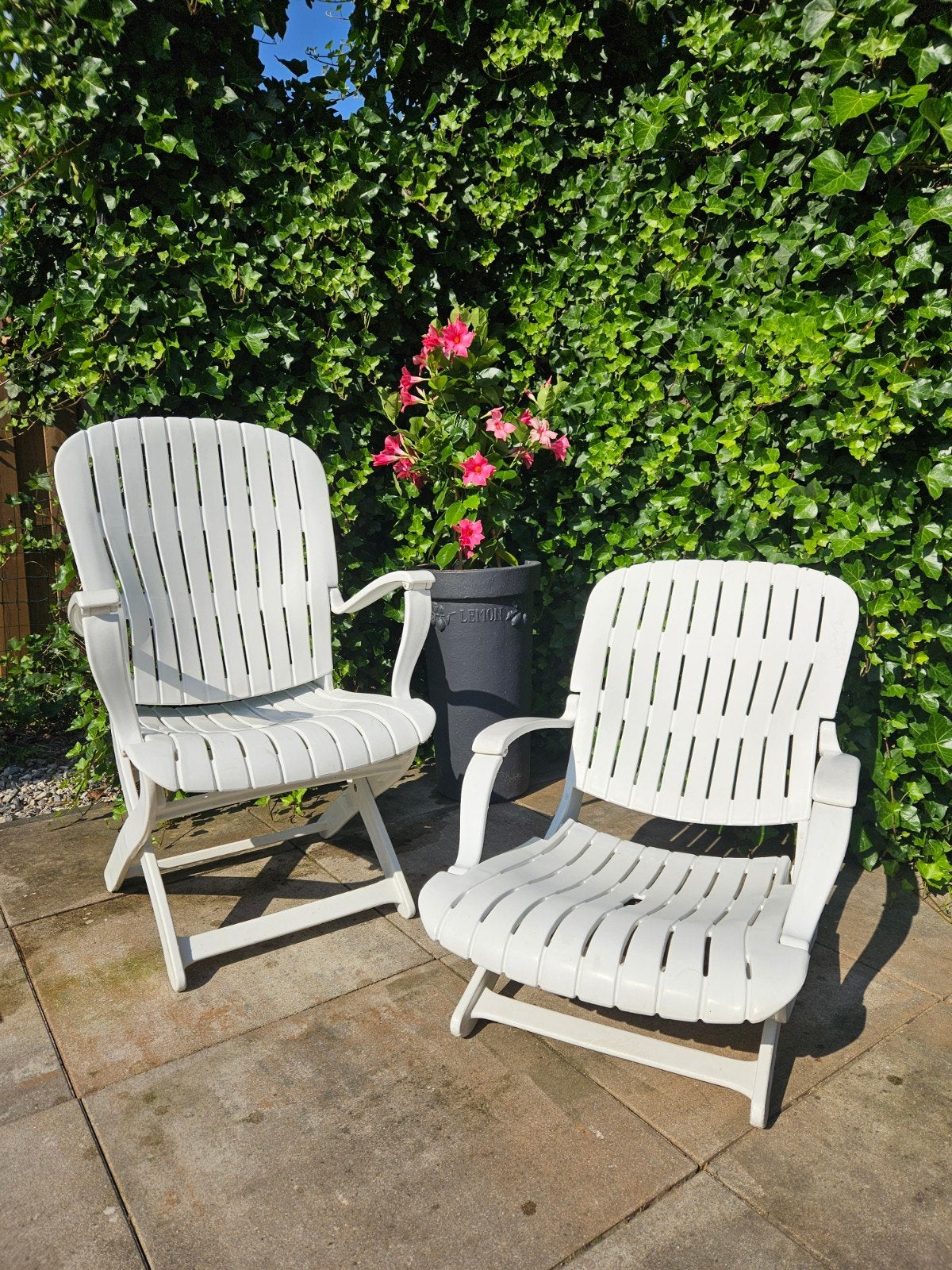 2 Allibert Tangor tuinstoelen, Ophalen, Gebruikt, Kunststof, Inklapbaar