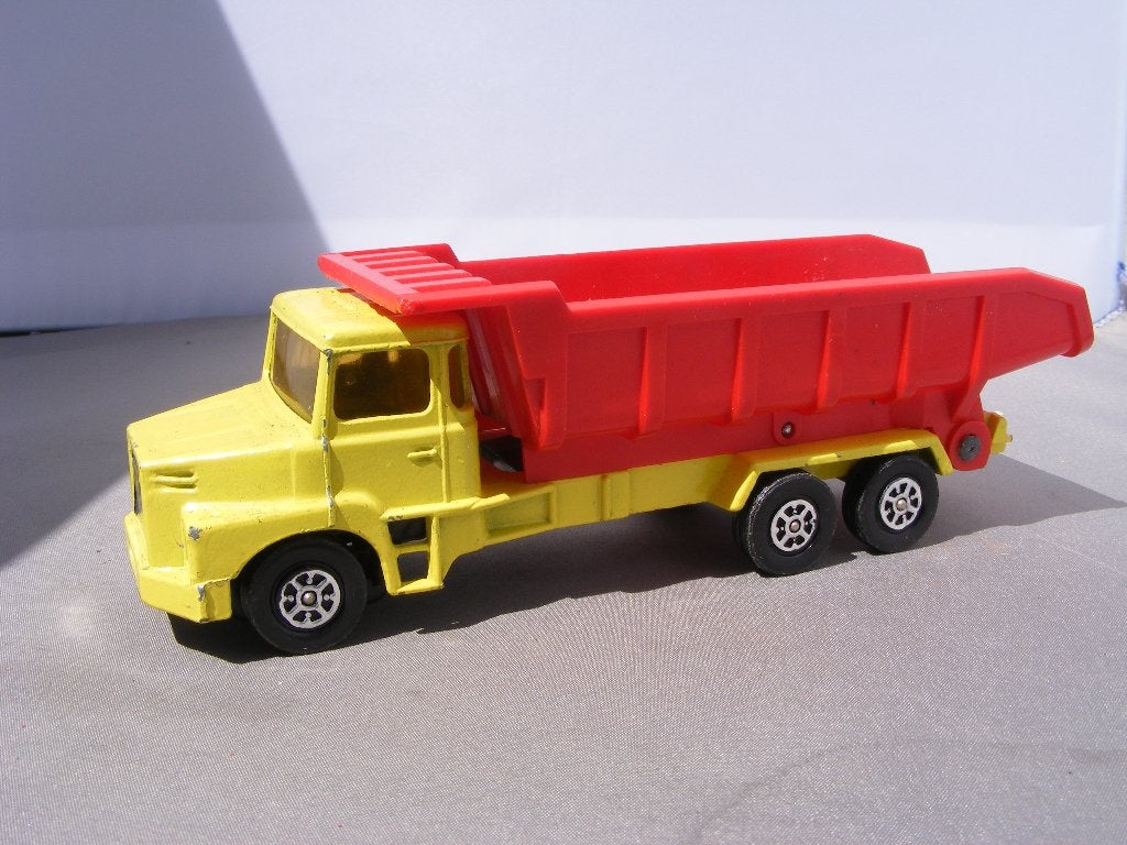 Scania LT145 Corgi juniors kieipwagen tipper geel/rood, Ophalen of Verzenden, Zo goed als nieuw, Bus of Vrachtwagen