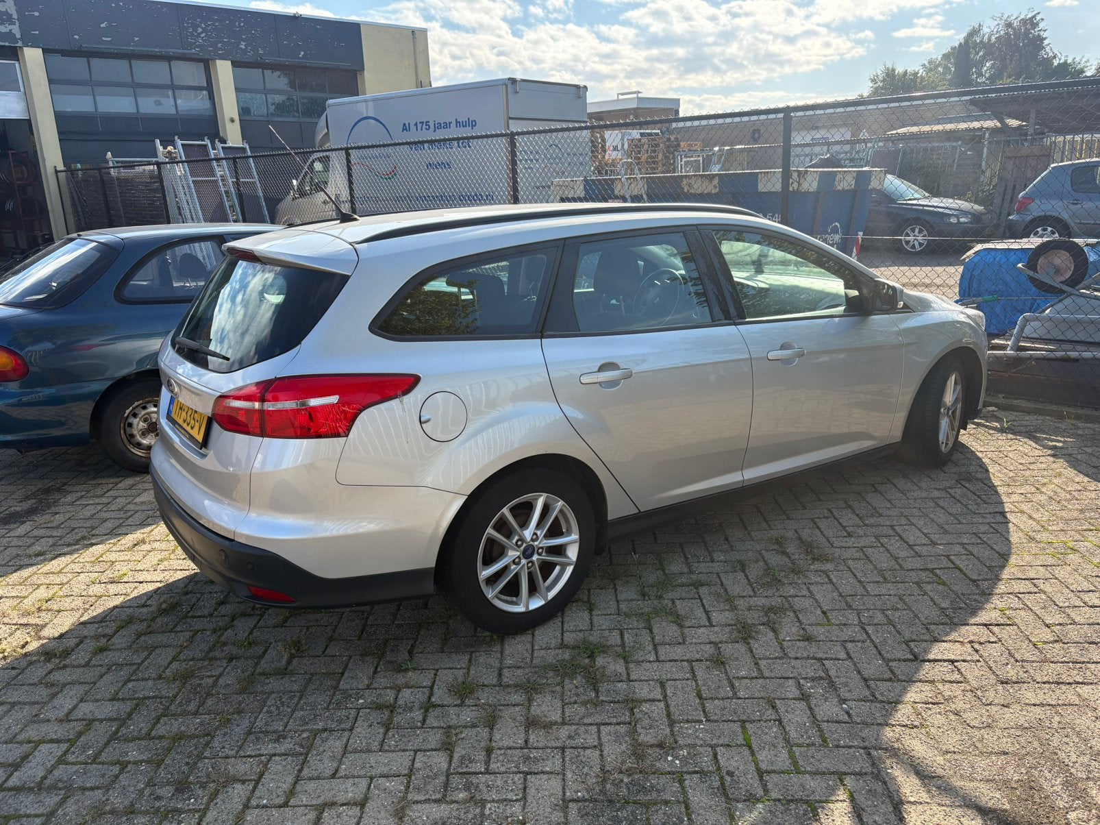 Ford Focus 1.5 Tdci Wagon 2015 distributieriem gebroken, Auto's, Particulier, 685 kg, 154 €/maand, Te koop