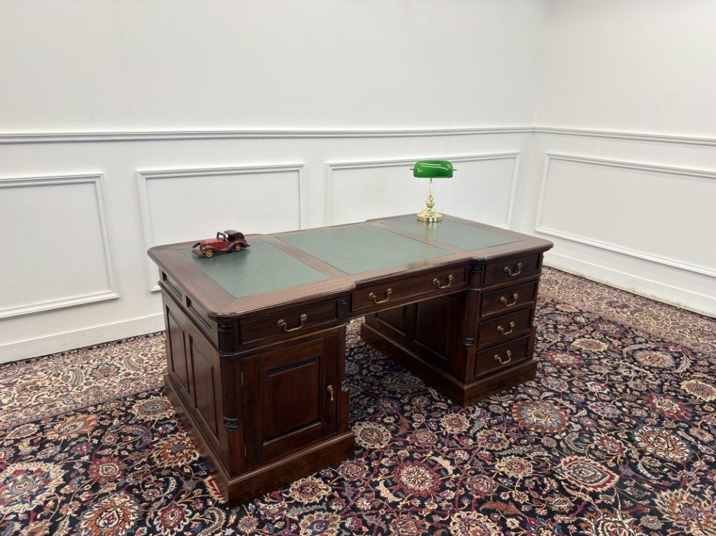 Klassiek Engels Chesterfield Bureau Partnerdesk, Ophalen