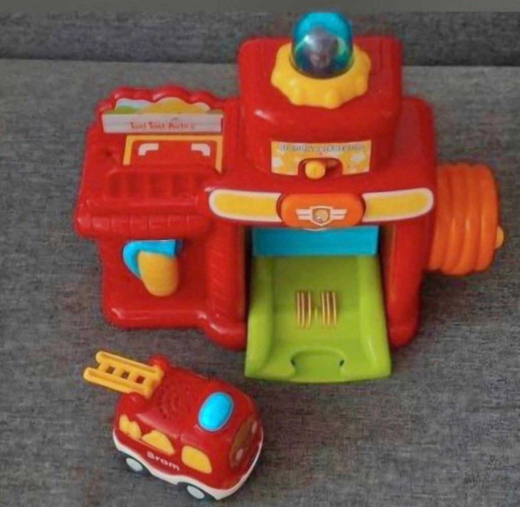 toet toet brandweer met toet toet brandweerauto, Ophalen of Verzenden, 2 tot 4 jaar