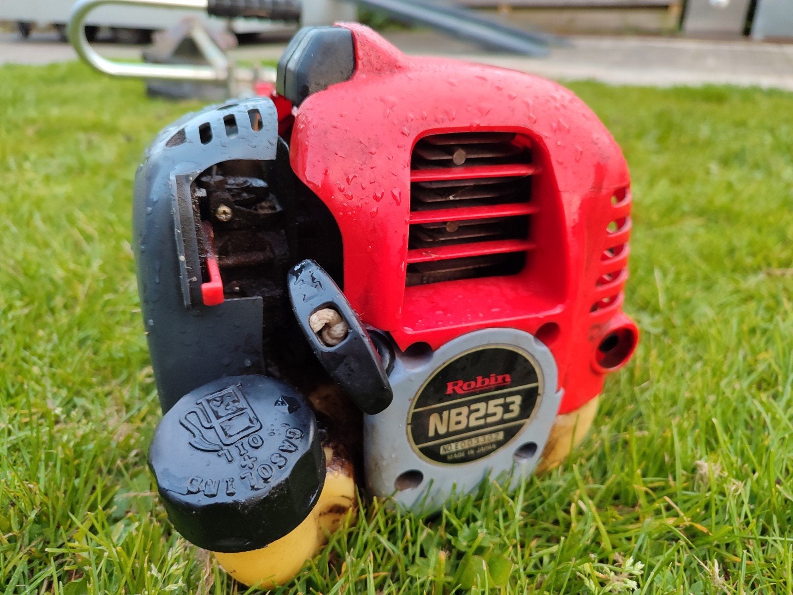 Robin NB253 bosmaaier met mes, Ophalen of Verzenden, Gebruikt, Benzine