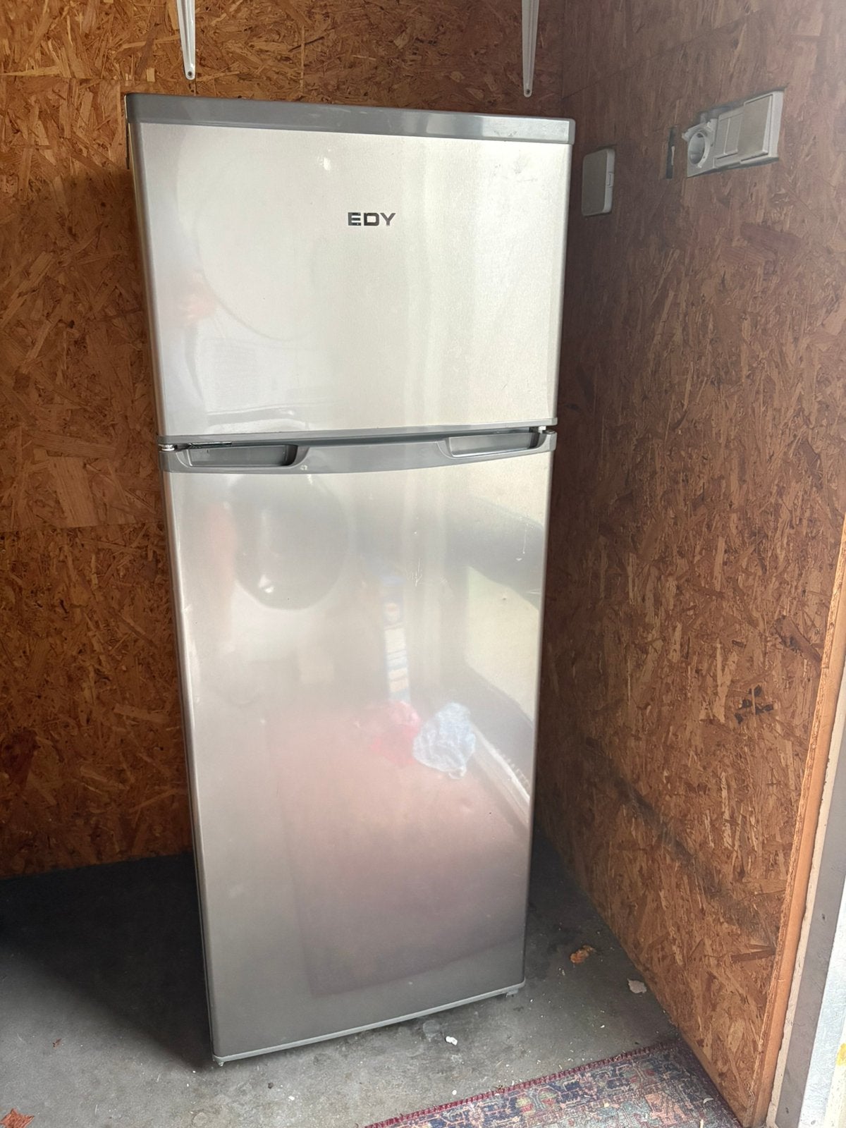 Gratis koelkast met vriesvak, 150 tot 200 liter, Gebruikt, Ophalen of Verzenden, 140 tot 160 cm