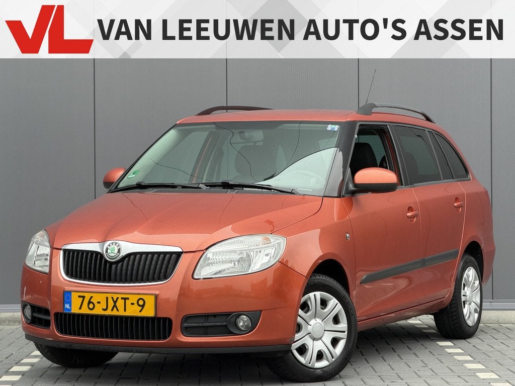 Skoda Fabia Combi 1.6-16V Tour | RIJKLAAR | Climate | Automa, Auto's, Skoda, Gebruikt, Zwart, 1095 kg, 49 €/maand