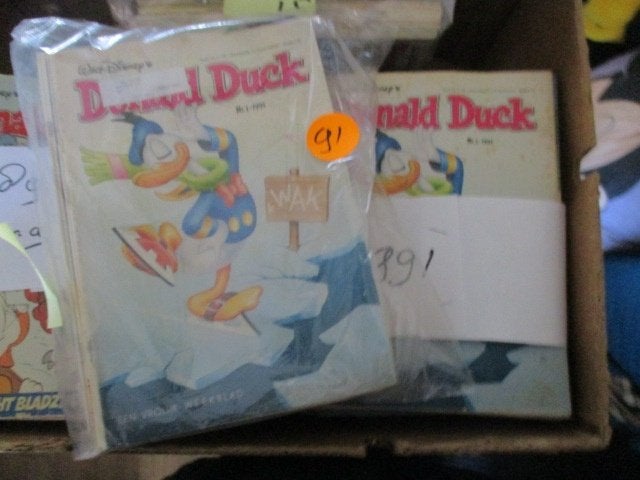 113 jaren donald duck weekblad, Meerdere stripboeken, Ophalen, Gelezen