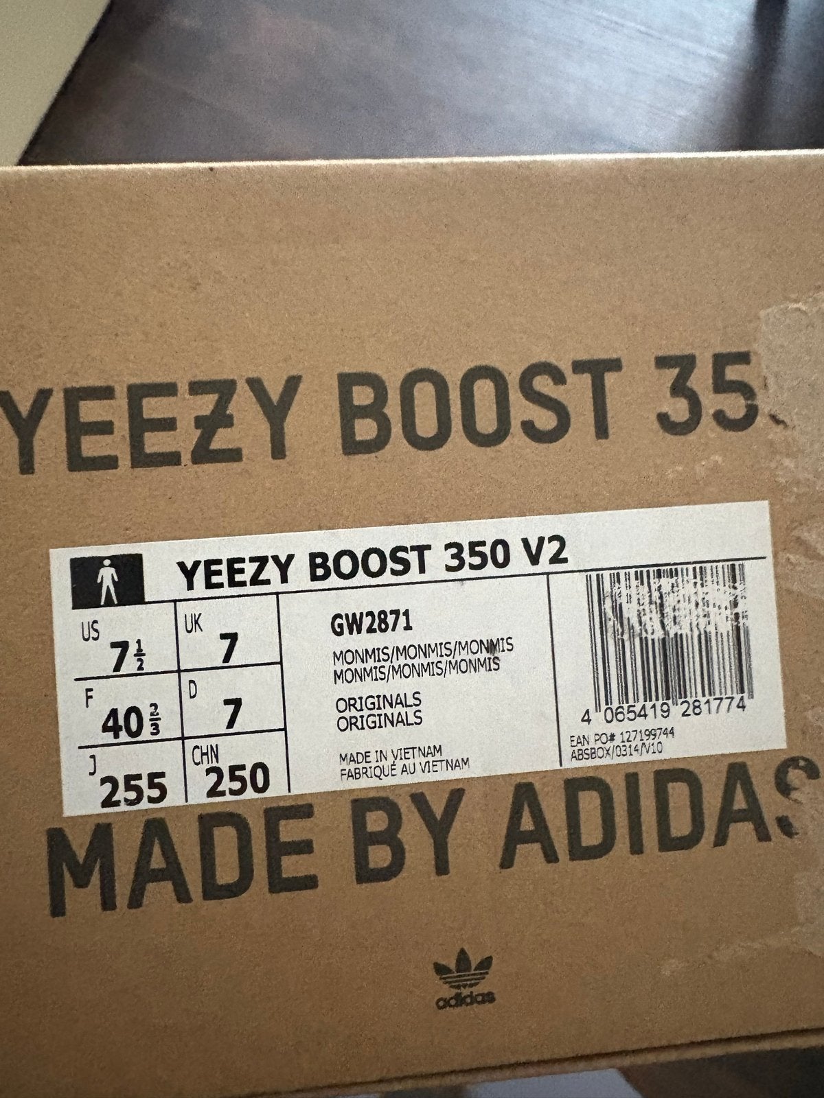 Yeezy Boost 350 V2 - Maat 40 2/3 - Zo goed als nieuw, Kleding | Heren, Schoenen, Ophalen of Verzenden, Zo goed als nieuw, Sneakers of Gympen